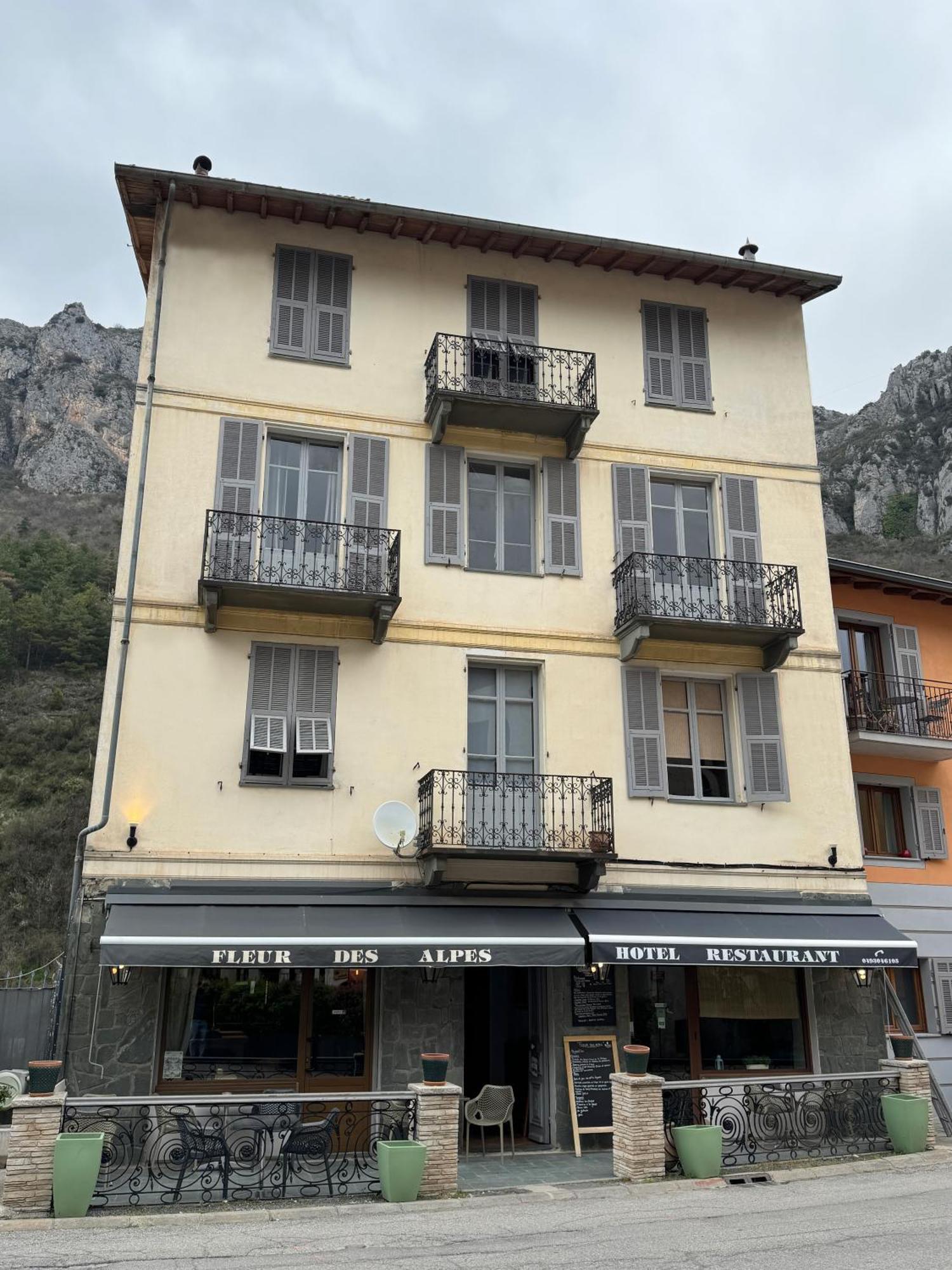 La Brigue Hotel Fleur Des Alpes מראה חיצוני תמונה